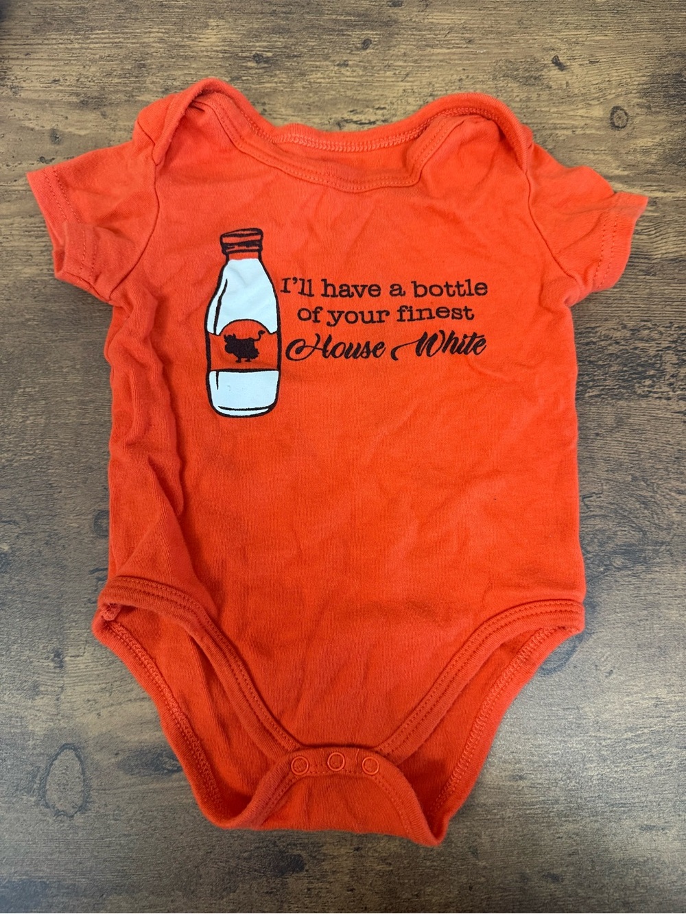 ⭐️5 for $20⭐️ Orange Baby Onesie with Bottle Graphic 12M